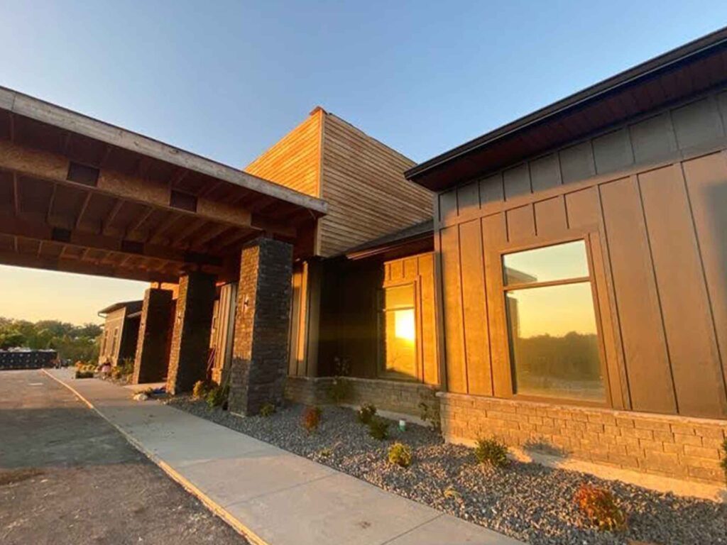 Outpatient Drug Rehab in Kentucky Meets People Where They Are Without Asking Them to Abandon Their Responsibilities 10 outpatient